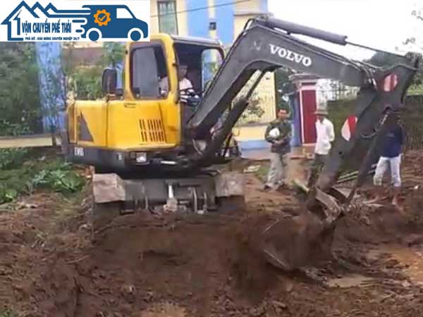 Thuê máy xúc đào móng nhà tại Hà Nội