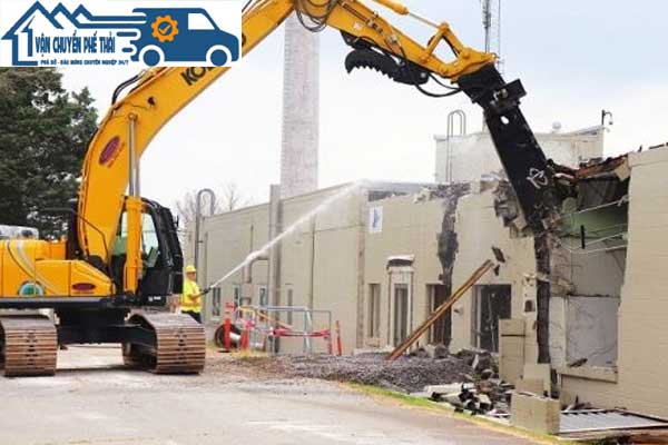 Dịch vụ đập phá nhà cũ trọn gói với giá ưu đãi tại Mạnh Hùng