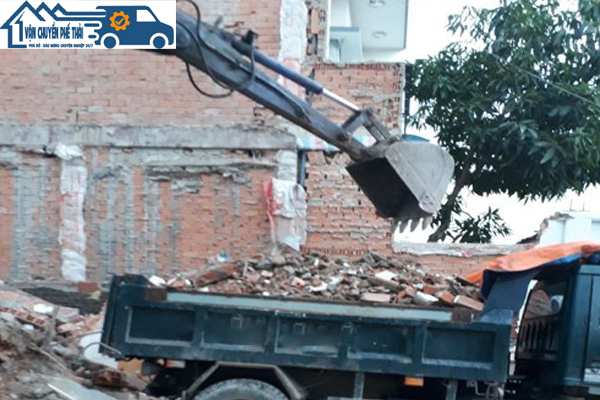 Chi phí đổ trạc và vận chuyển phế thải xây dựng mới nhất 2025 tại Hà Nội